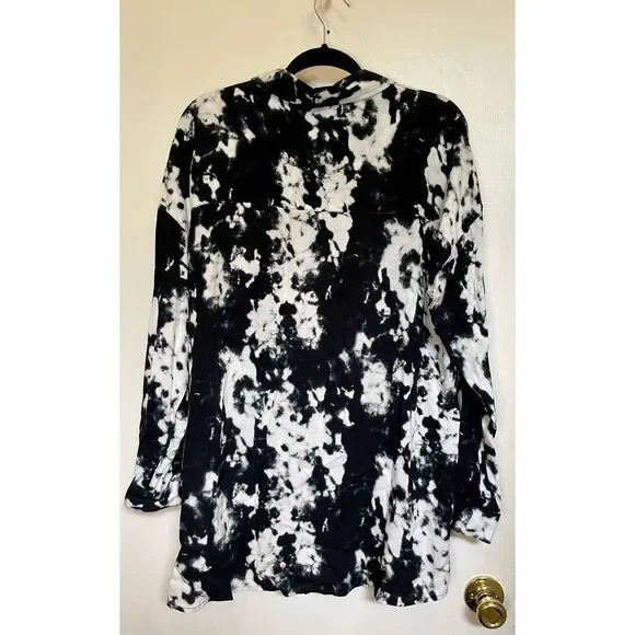 Cosmo vintage long sleeve button down black and white blouse size L. - Picture 7 of 12